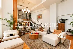 High Floor I Furnished I Upgraded I Sea View
