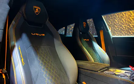 صورة مصغرة 9 لـ 2024 Lamborghini URUS