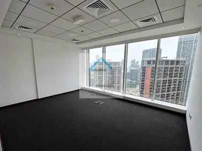 High-Floor Office Space, Ready to Move In