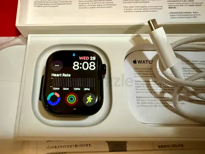 Apple Watch Series 11 (GPS + Cellular)