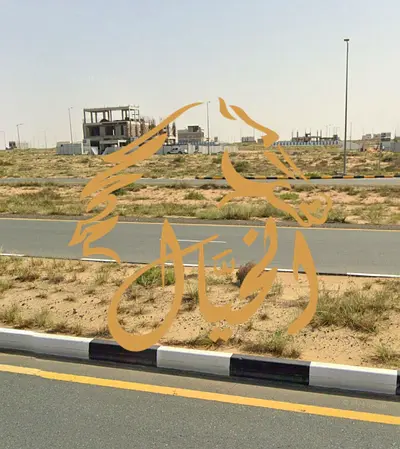 🏢 للبيع أرض زاوية في المالحة – الشارقة - ضاحية الرويضات