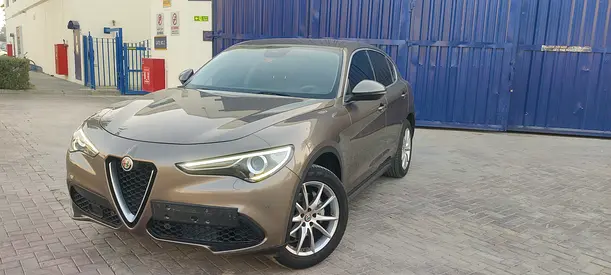 AED 870 | Alfa Romeo Stelvio 2018 | GCC | Single Owner | Full Agency Serviced
