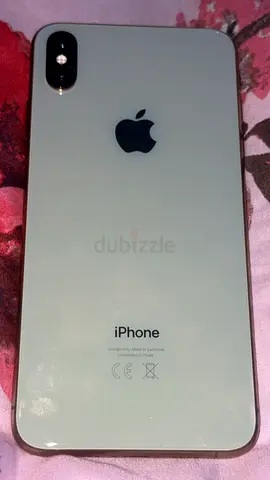 iPhone XS Max - نظيف جداً - للبيع السريع