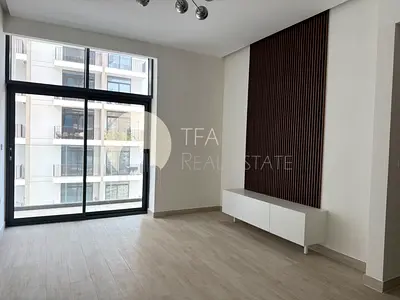 Spacious 1 Bedroom | Pool View | Brand New