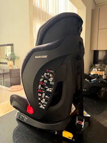 Car seat maxi cosi