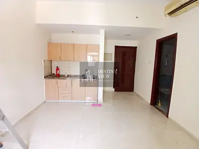 Luxury studio prime location near to park and bus station