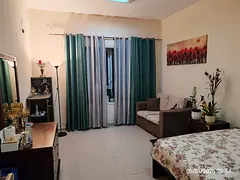 Fully furnished room available for monthly rent