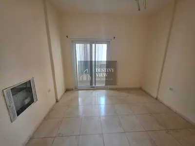 Prime Location family Building 1bhk near to safari mall
