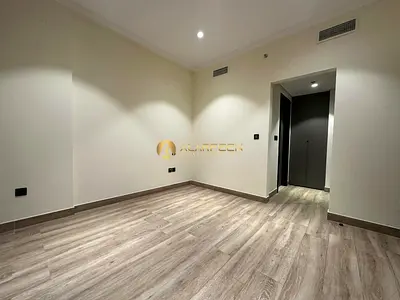 غرفة نوم واحدة حديثة | أرضيات خشبية | مناظر متعددة | Chaimaa Avenue JVC
