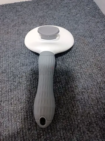 Pet hair brush