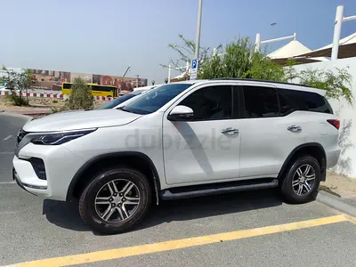 Almost new Fortuner sale, best price.