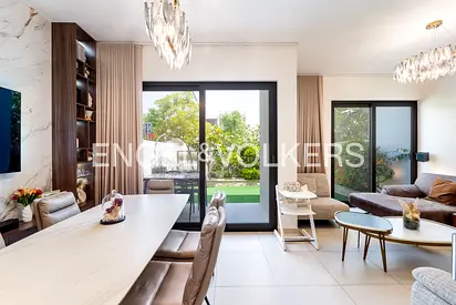Best Location in Community| Upgraded| Single Row