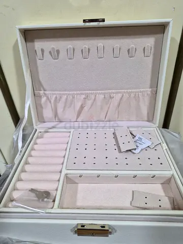 Jewelery box