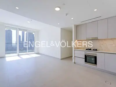 Exclusive I Panoramic view I High Floor I Vacant