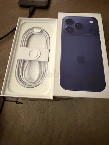 Orignal Apple iPhone 17 pro type c cable from the box