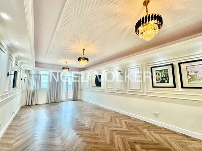 Near Metro | Maids Room | Closed Kitchen