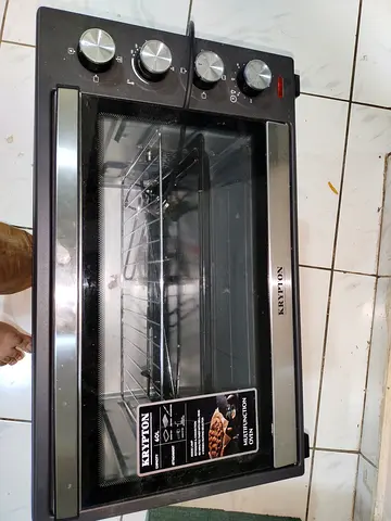 Used Krypton Countertop Electric Oven / Toaster - Good Working Condition. 60L capacity