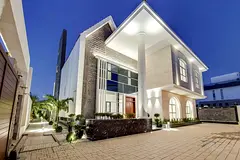 Exclusive|Modern|Luxurious|Great Location|Private