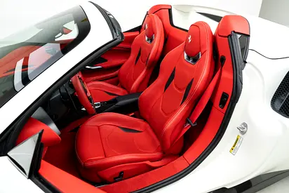 2025 Ferrari 296 GTS 缩略图 13