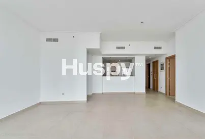 Large Layout | Vacant | Sea View
