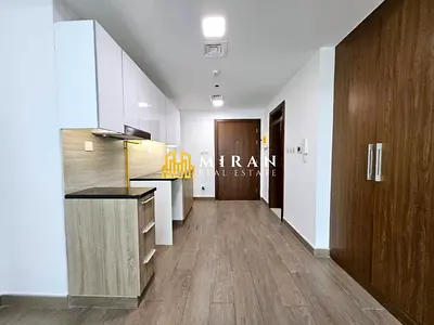 CIRCLE VIEW- COZY STUDIO APARTMENT