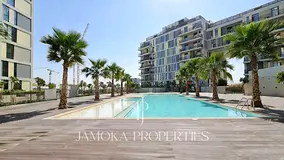 High Floor Studio | Community View | Prime Location