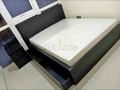 IKEA malam double‑size bed (140 × 200 cm) with 2 storage drawers underneath and an IKEA mattress ✨