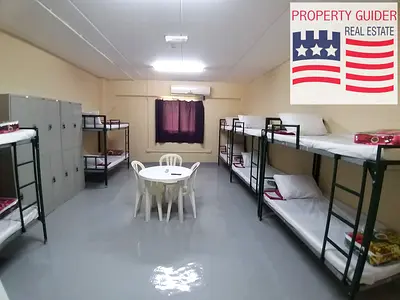 10 ROOMS SEPERATE AND KITCHEN AND TOILET