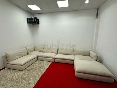 As like new condition cratebarrel 6 piece sofa