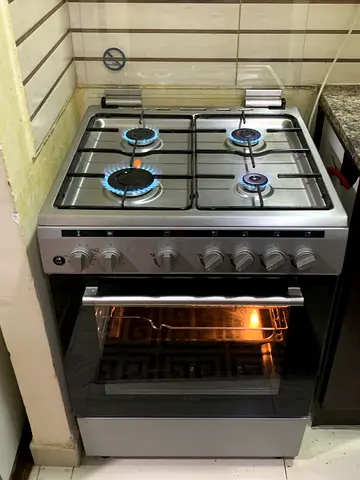 Gas stove