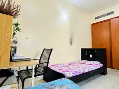 BED SPACE  FOR EXECUTIVE WORKING LADIES AT KARAMA