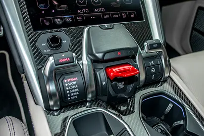 صورة مصغرة 14 لـ 2021 Lamborghini URUS