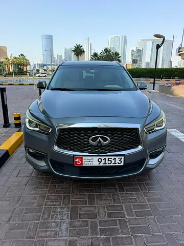 Infiniti QX60 Luxury 2016 GCC Specs with Full Agency Service History
