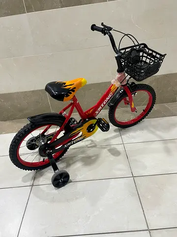 Kids  Bicycle with Training Wheels and Front Basket - Red