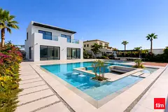 Fully Renovated I Single Row I Vacant I Pool House