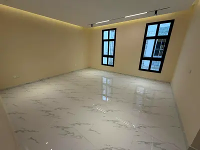 اول ساكن  -تاون هاوس -3 غرف نوم ماستر -خزائن بالحائط -غرفه خادمه -رووف مساحه كبيره