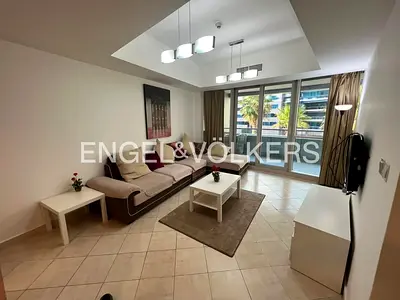 Well-Sized 1 Bedroom | The Waves A | Dubai Marina
