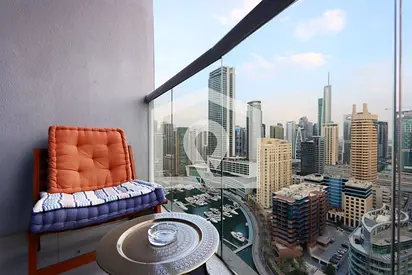 Livbnb-3BR with Marina Views, Near Beach & Marina Mall