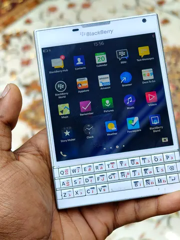 BlackBerry Passport Silver - Good Working Condition, Physical QWERTY