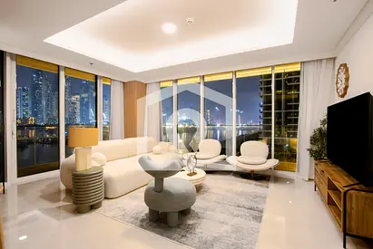 Beachfront 3BR at Palace Beach with Skyline Views