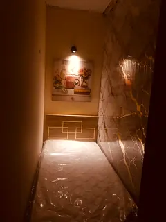 Deluxe super clean partition room for arabs , europeans only in Al barsha 1 near MOE