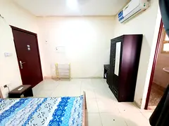 Well maintained fully furnished room for familly