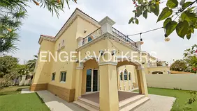 Single Row | Ready to move-in now | Spacious