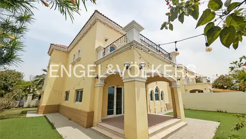 Single Row | Ready to move-in now | Spacious