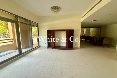Spacious | 3 BDS | Plus Maid | Terrace