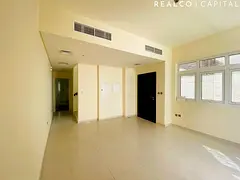 Fully Maintained 3 Bedrooms With Maids Ready To Move In Centaury Cluster