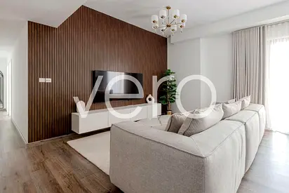 Sea View | Upgraded | Vacant Unit