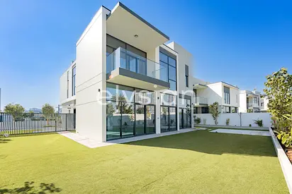 Single Row | Vacant | Type B Large | Landscaped