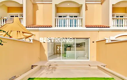 Fully Upgraded, Modified 2Bedromm, Family Home