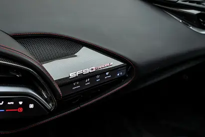 صورة مصغرة 14 لـ 2021 Ferrari SF90 STRADALE